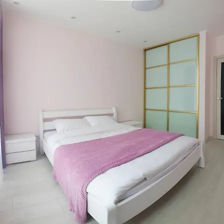 Elite In The Center Of Апартаменти